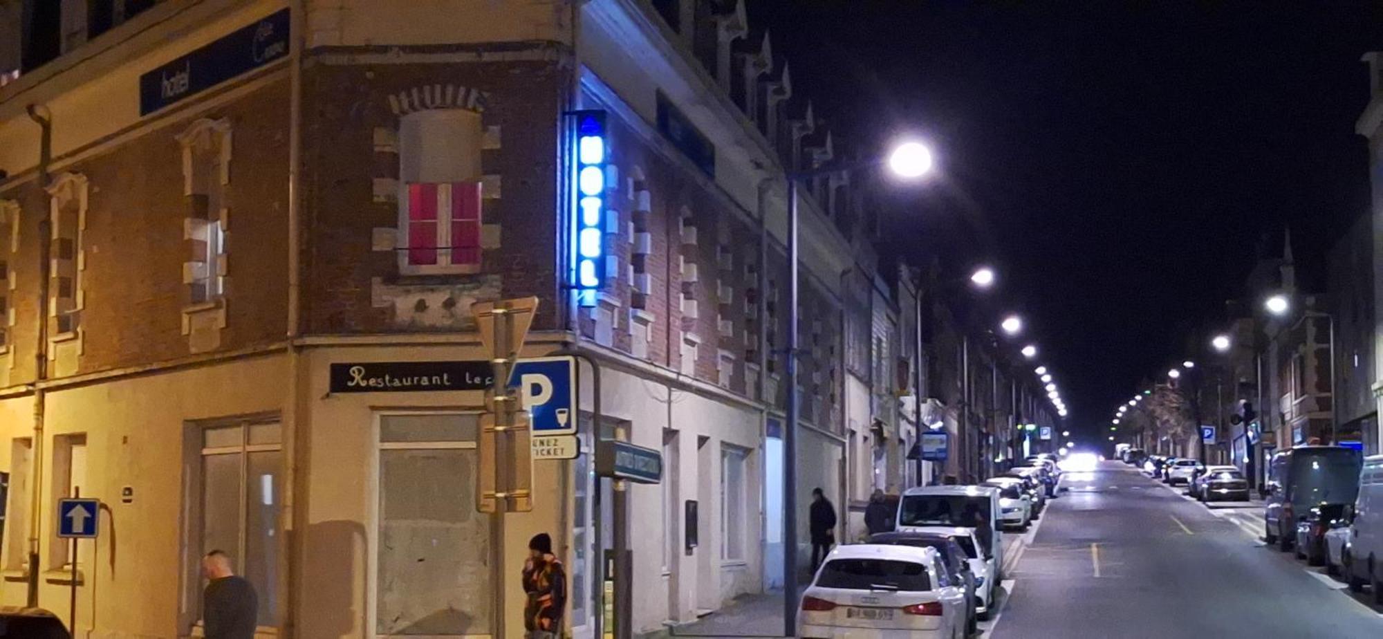 Hotel- Restaurant Le Saint Quentin Saint-Quentin (Aisne) Exterior foto